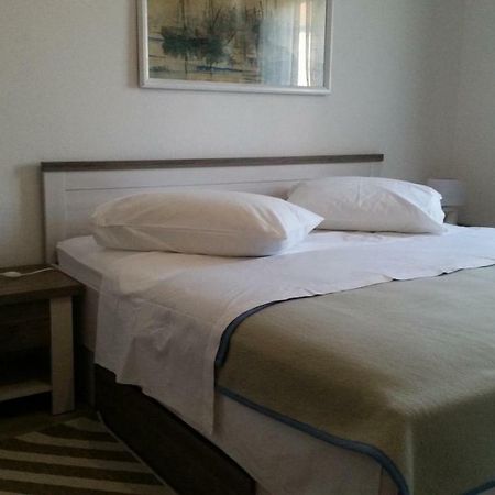 Apartments Anaivana โตรกีร์ ภายนอก รูปภาพ