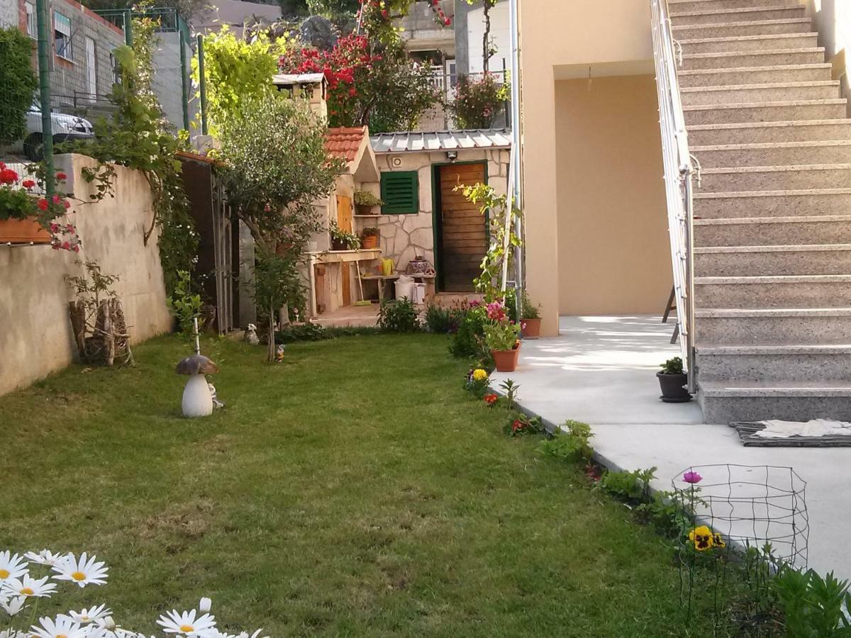 Apartments Anaivana โตรกีร์ ภายนอก รูปภาพ